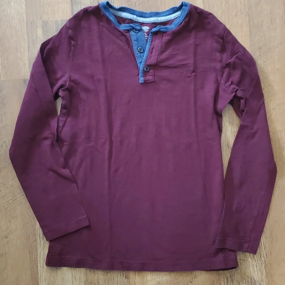 Old Navy‎ Boys Burgundy Long Sleeve Polo Shirt Size 10-12